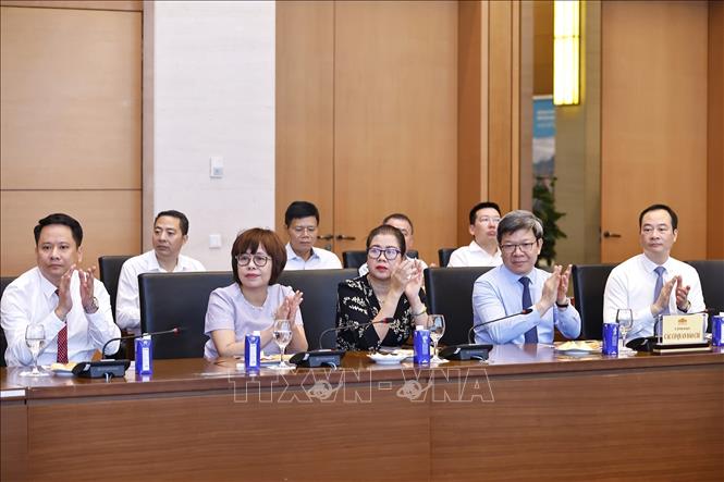 Chủ tịch Quốc hội Trần Thanh Mẫn: Báo chí đưa Quốc hội đến gần dân, đưa tiếng dân vào nghị trường Đại biểu dự gặp mặt. Ảnh: Doãn Tấn/TTXVN