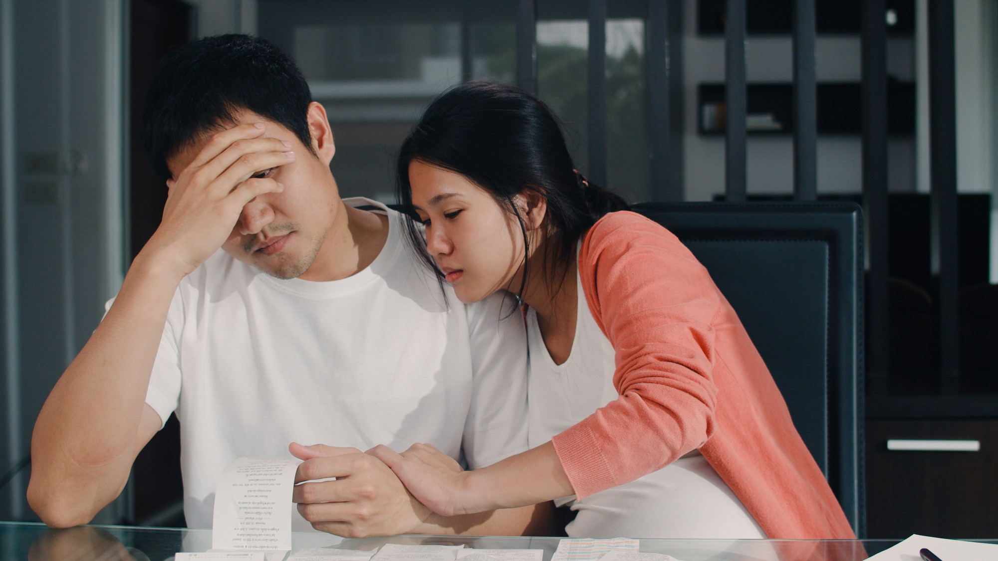 Còn rất nhiều điều chị muốn chồng giải thích ( Ảnh minh họa. Freepik)