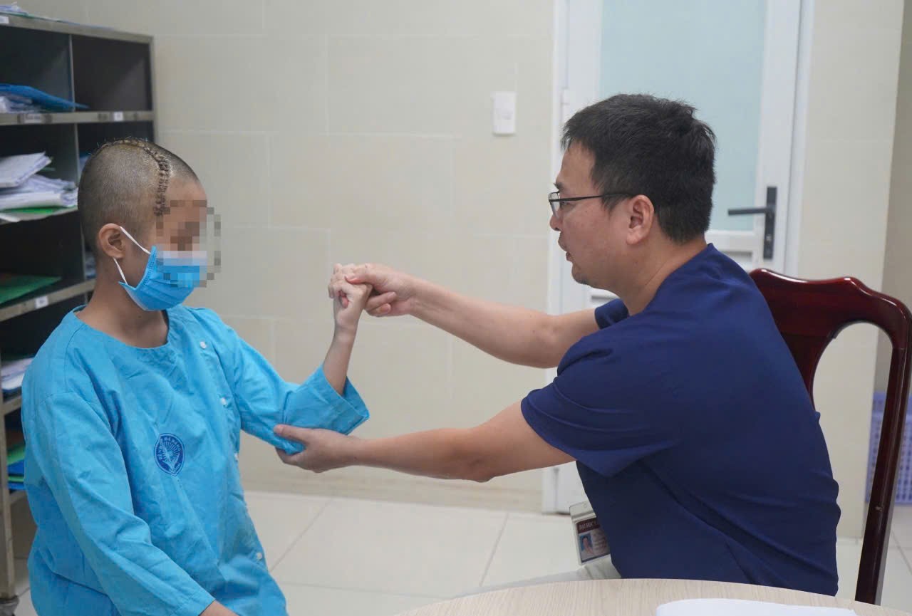 Bệnh nhi sau khi được phẫu thuật