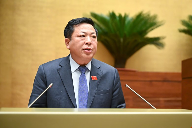Bộ trưởng Bộ Xây dựng Trần Hồng Minh - ảnh: QH