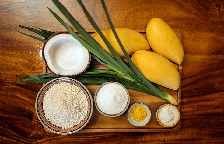 Nguyên liệu cần thiết cho món xôi xoài Thái