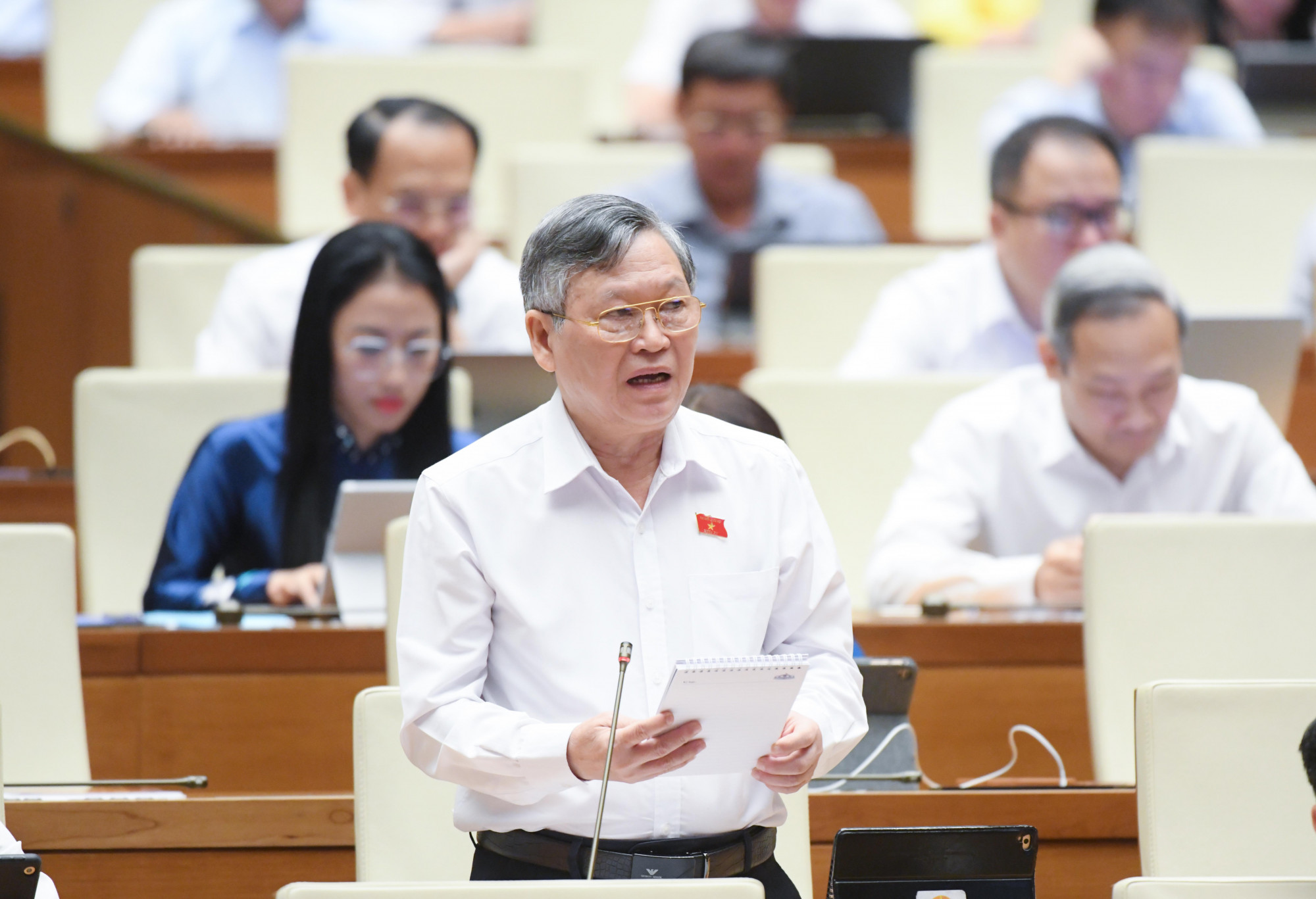 Đại biểu Tô Văn Tám (đoàn Kon Tum) - ảnh: QH