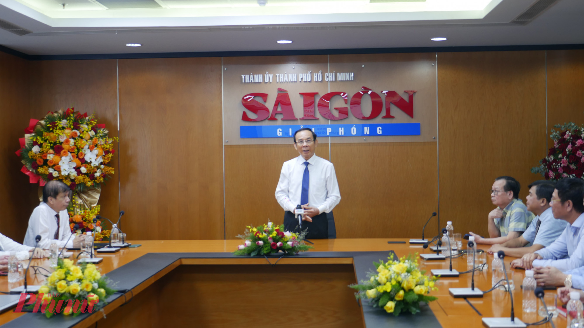 Bí thư Thành ủy TPHCM Nguyễn Văn Nên chúc mừng húc mừng Báo Sài Gòn Giải phóng (SGGP) nhân kỷ niệm 100 năm Ngày Báo chí Cách mạng Việt Nam (21/6/1925 - 21/6/2025)