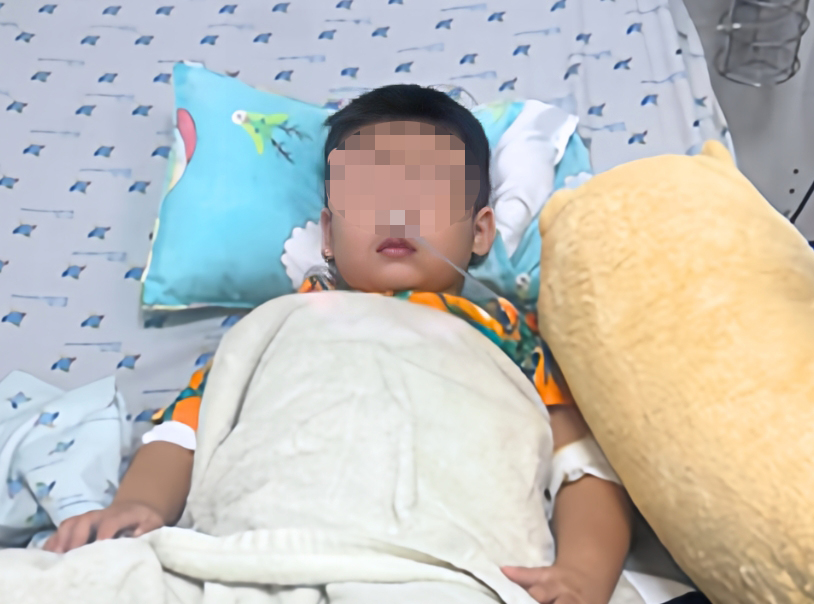 Hiện sức khỏe của bé A. đang dần ổn định, ảnh BV Nhi đồng Thành phố