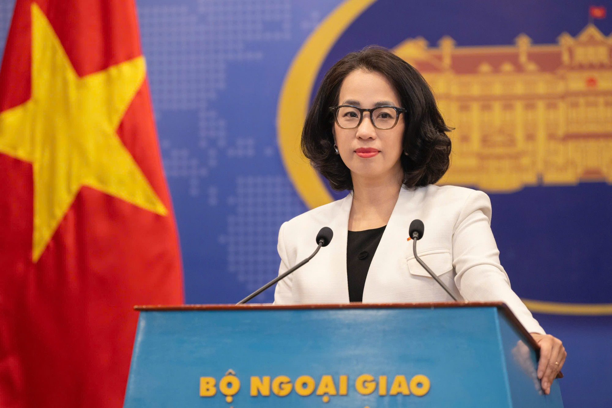 Người phát ngôn Bộ Ngoại giao Phạm Thu Hằng 