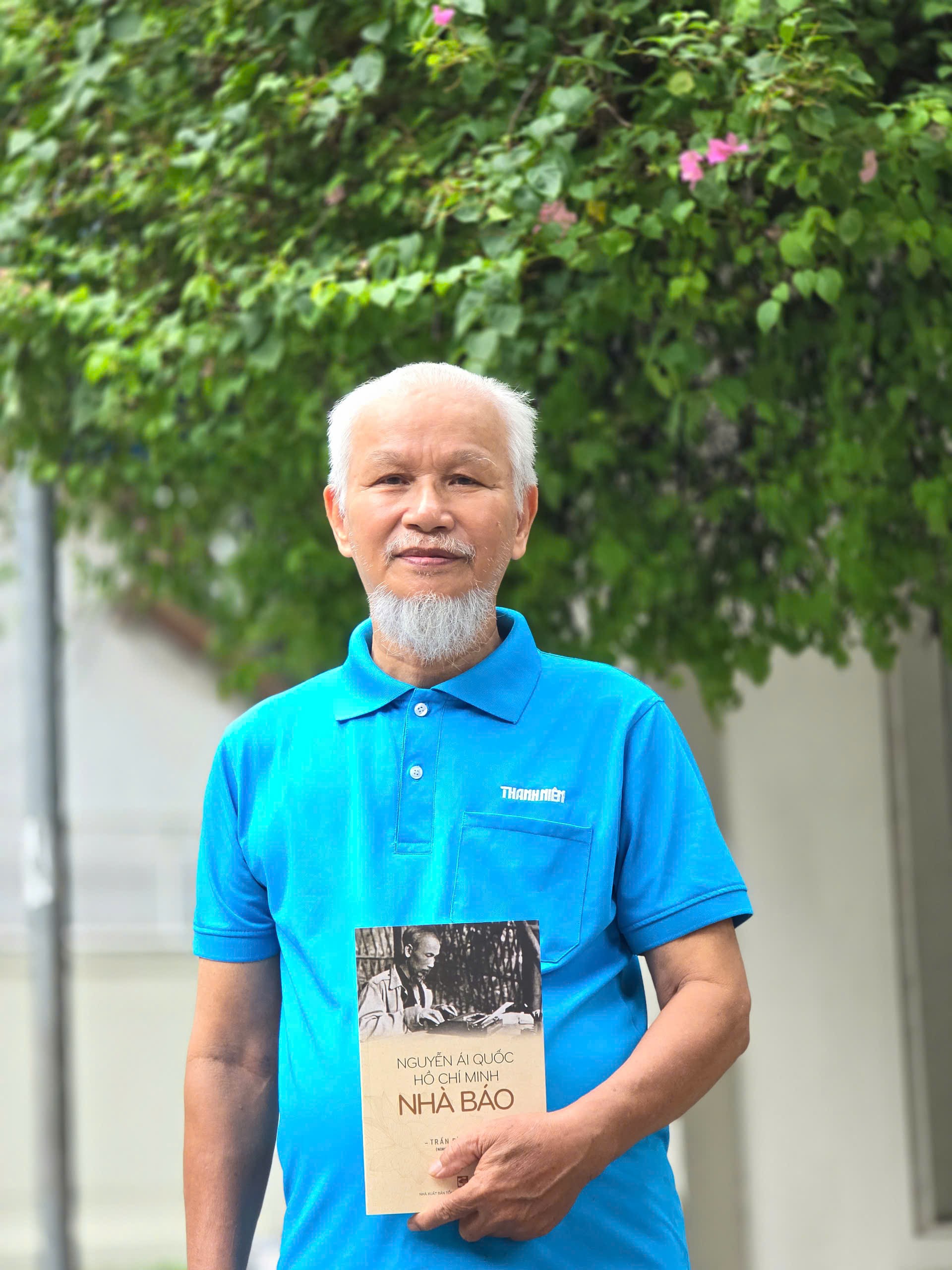 Tác giả Trần Đình Việt nguyên Tổng biên tập Tạp chí Người đô thị, nguyên Giám đốc - Tổng biên tập NXB Tổng hợp TPHCM