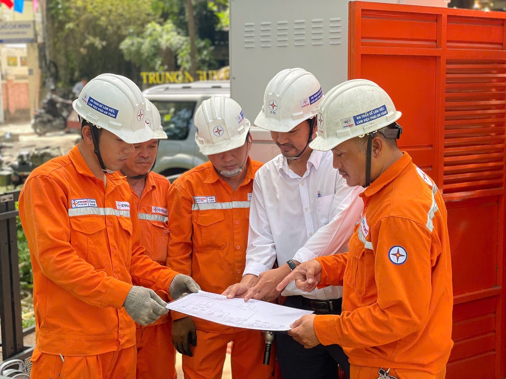 Các phương án cấp điện được EVNHCMC chuẩn bị kỹ lưỡng, sẵn sàng vận hành ổn định, an toàn, liên tục trong suốt thời gian diễn ra kỳ thi - Ảnh: EVNHCMC