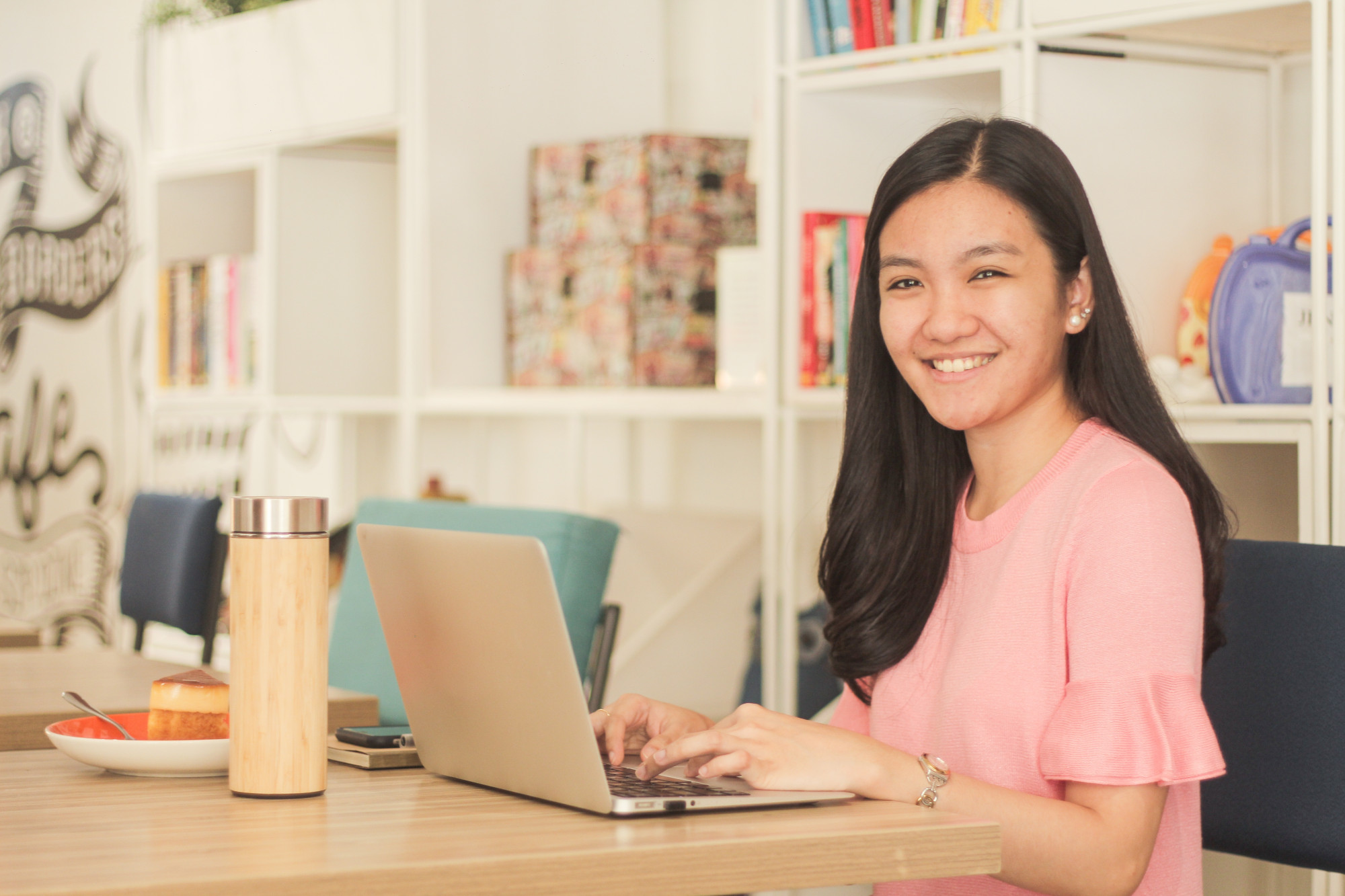 Có công việc và sự độc lập tài chính luôn là thế mạnh của phụ nữ trong hôn nhân