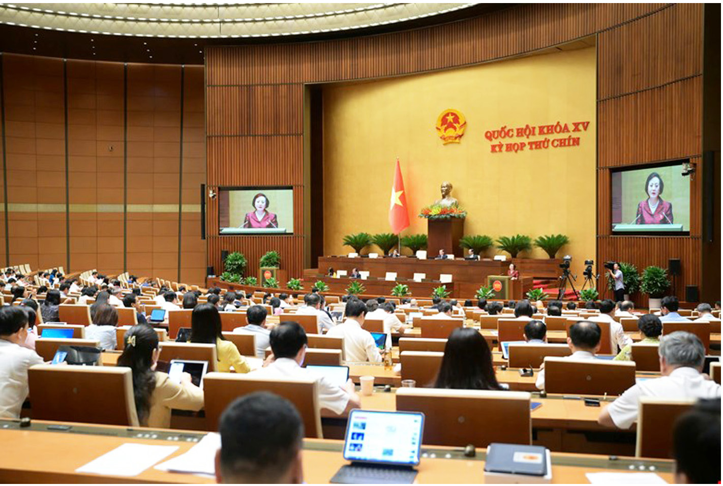Công chức thời mới: Có KPI, có sàng lọc Quốc hội thông qua Luật Cán bộ, Công chức (sửa đổi) vào sáng 24/6 - Nguồn ảnh: Media Quốc hội