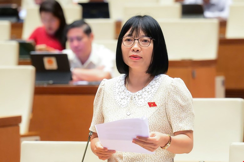 Đại biểu Nguyễn Thị Việt Nga (đoàn Hải Dương) - ảnh: QH