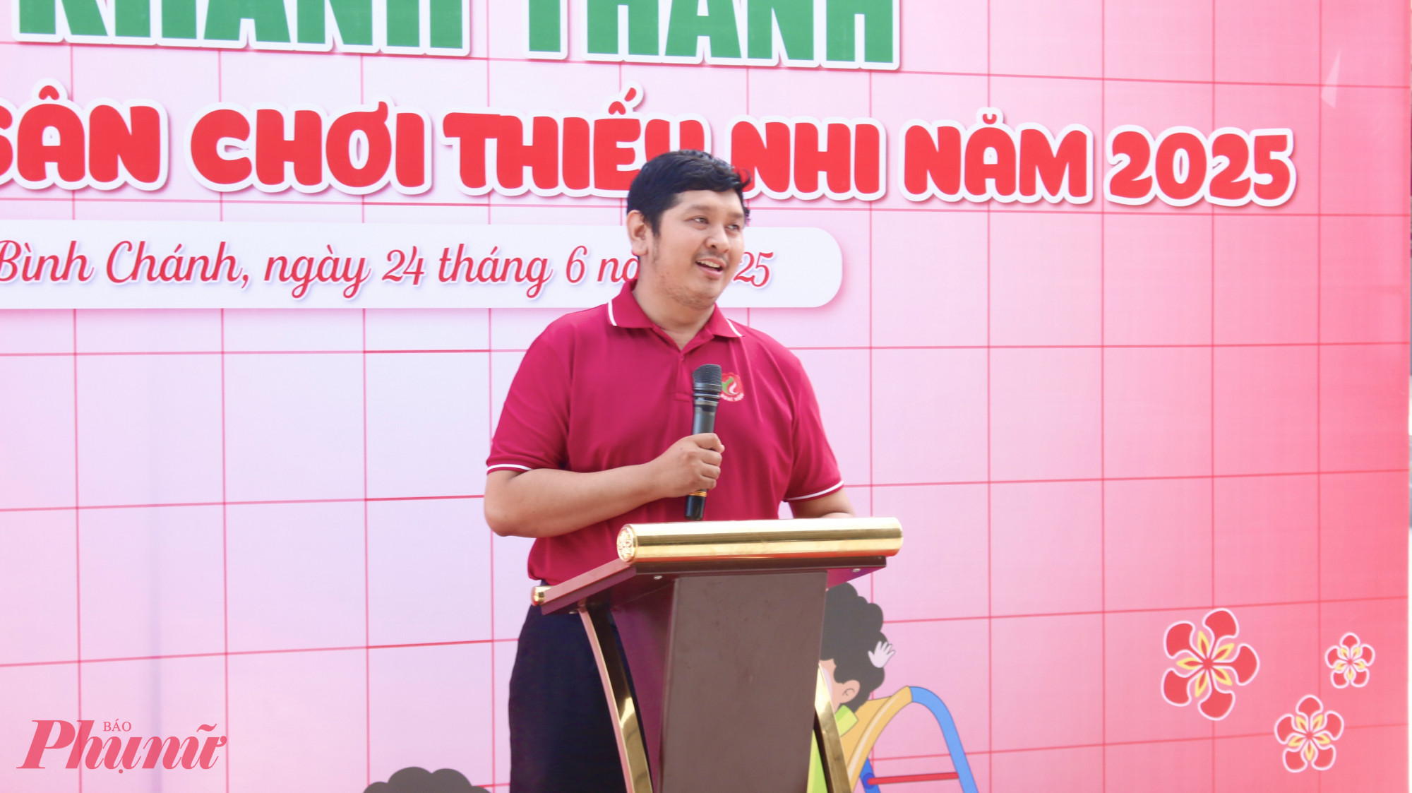 Ông Bùi Hữu Hồng Hải – Bí thư Đoàn các cơ quan Đảng TPHCM phát biểu