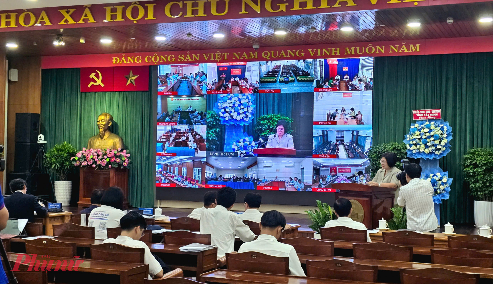 Hội nghị Hội nghị trực tuyến tại 168 điểm cầu tại các phường, xã, đặc khu TPHCM mới. 