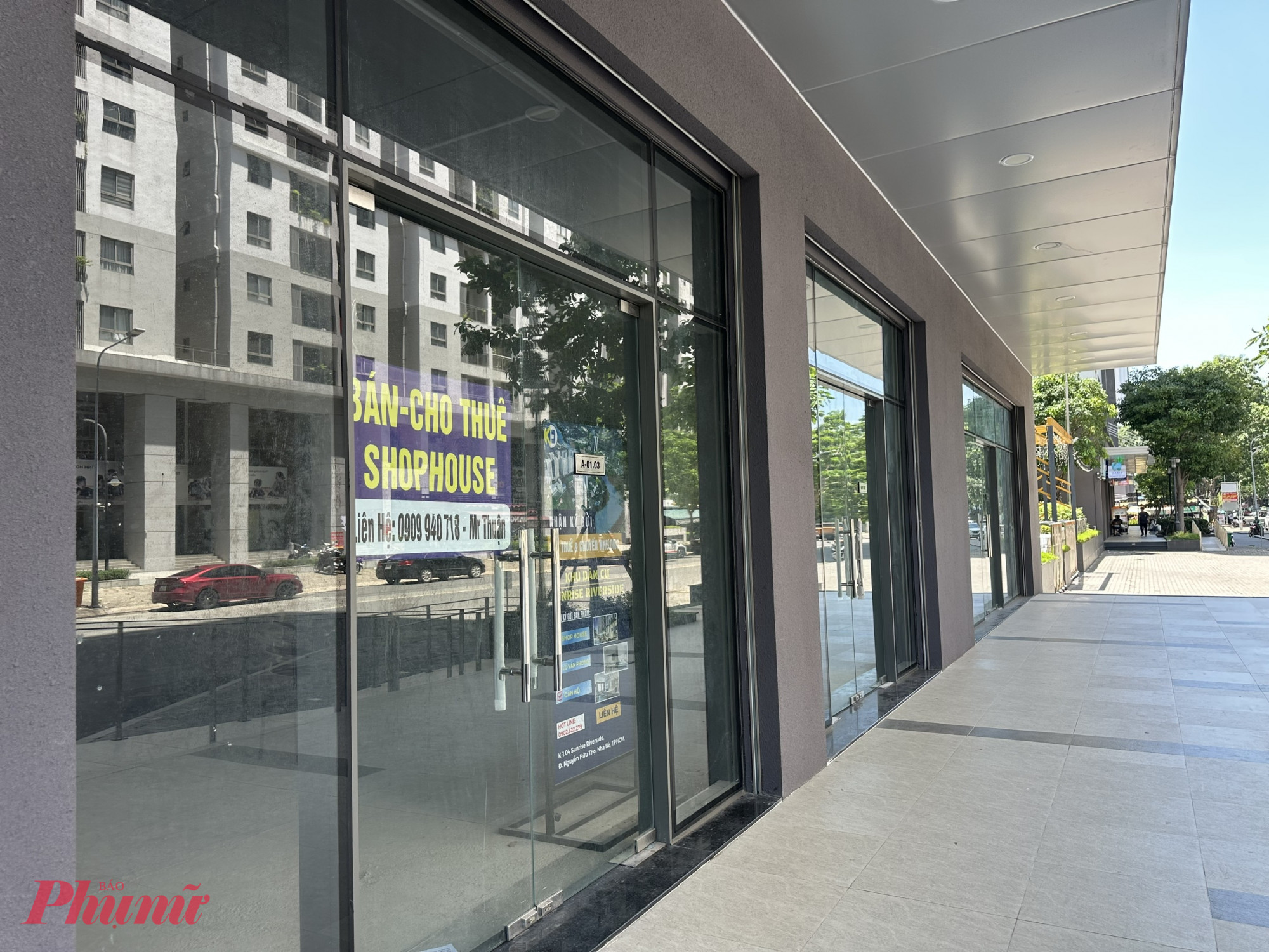 Tầng trệt khu vực shophouse của chung cư Sunrise Riverside,