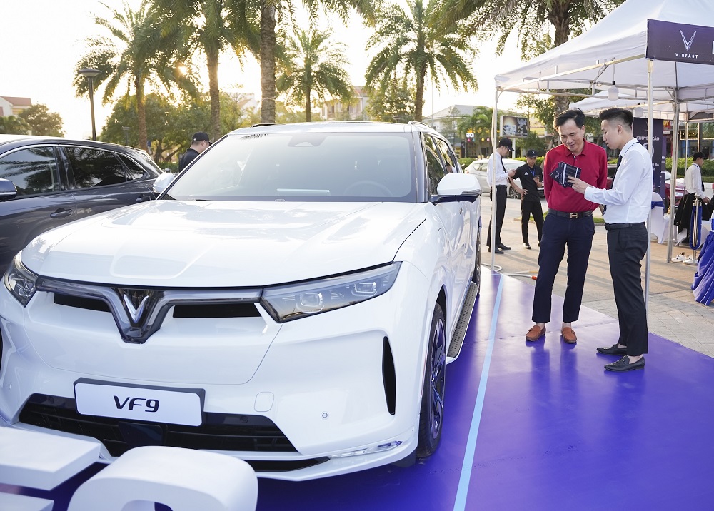 VinFast công bố chương trình “Thu xăng-Đổi điện” với ưu đãi hấp dẫn lên tới 100 triệu đồng/xe- Ảnh: Vingroup