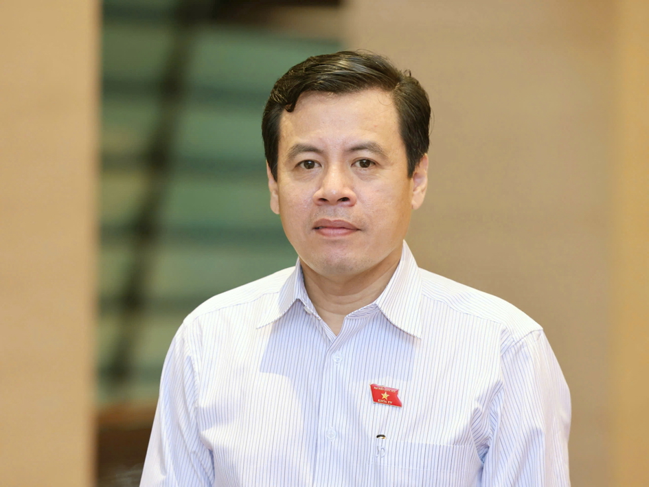 Tiến sĩ Trần Anh Tuấn