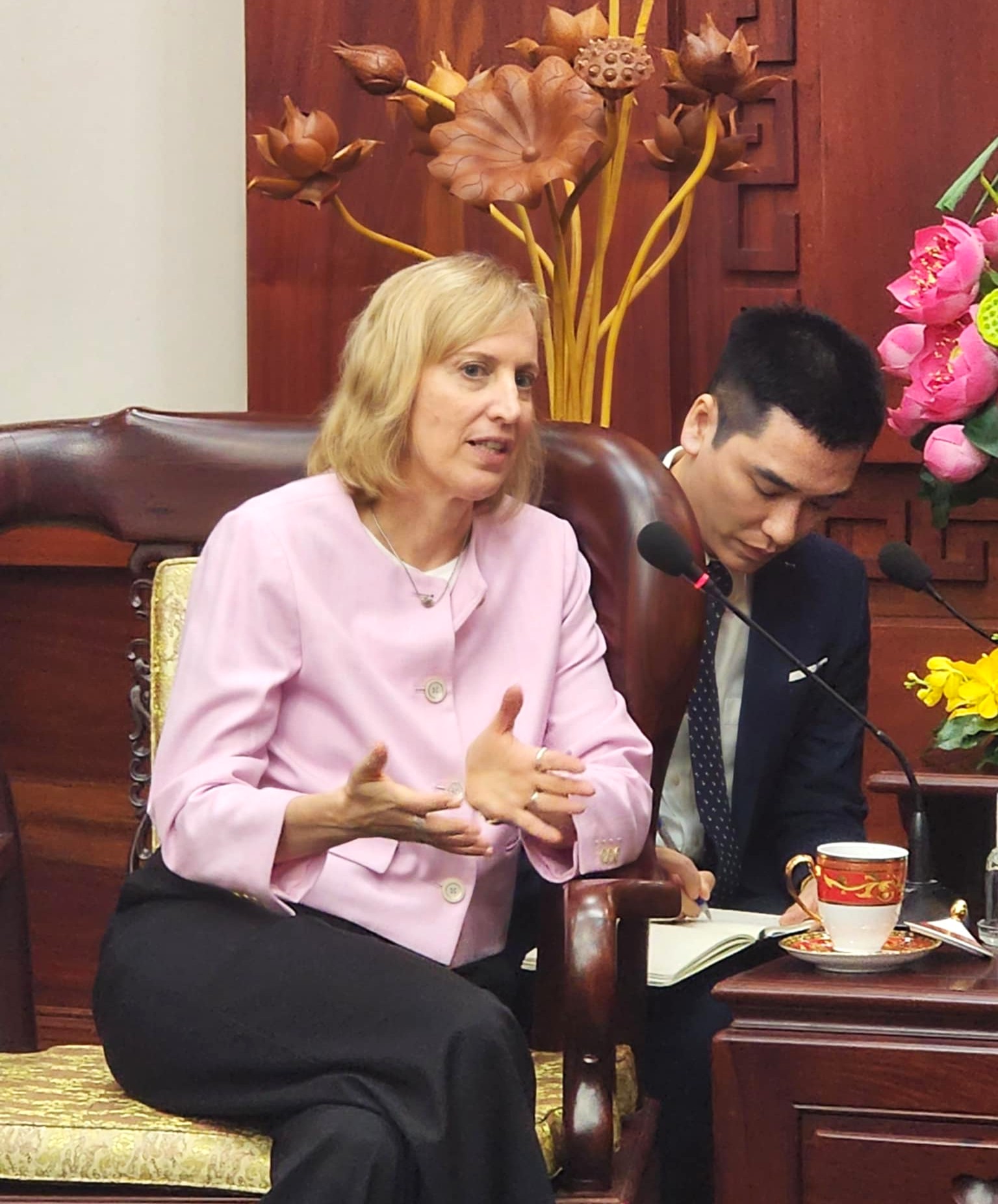 Bà Susan Burns – Tổng lãnh sự Mỹ tại TPHCM 