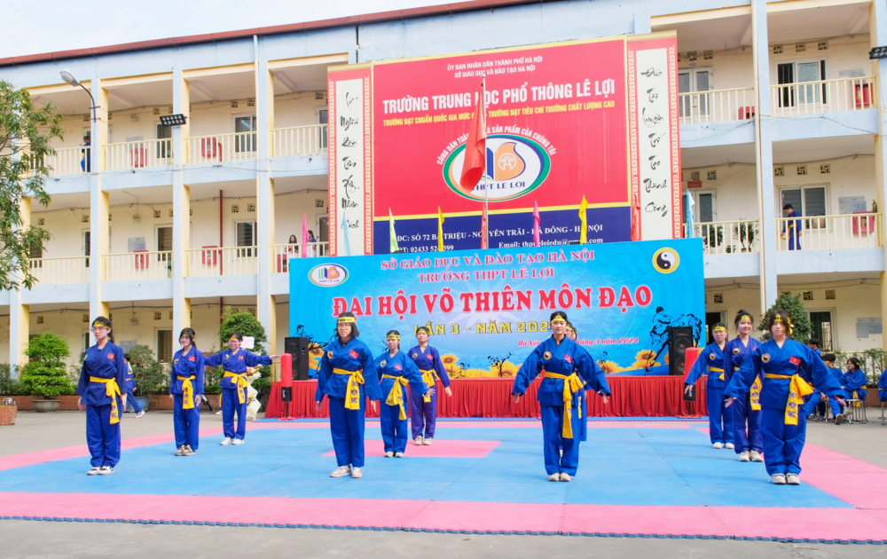 Nghị quyết của Quốc hội yêu cầu đảm bảo điều kiện thực hiện dạy học 2 buổi/ngày, kết hợp hài hòa thời lượng dạy văn hóa và các môn học khác - ảnh minh họa