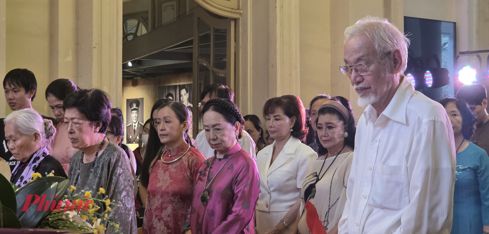 Phút mặc niệm tưởng nhớ GS.TS Trần Văn Khê