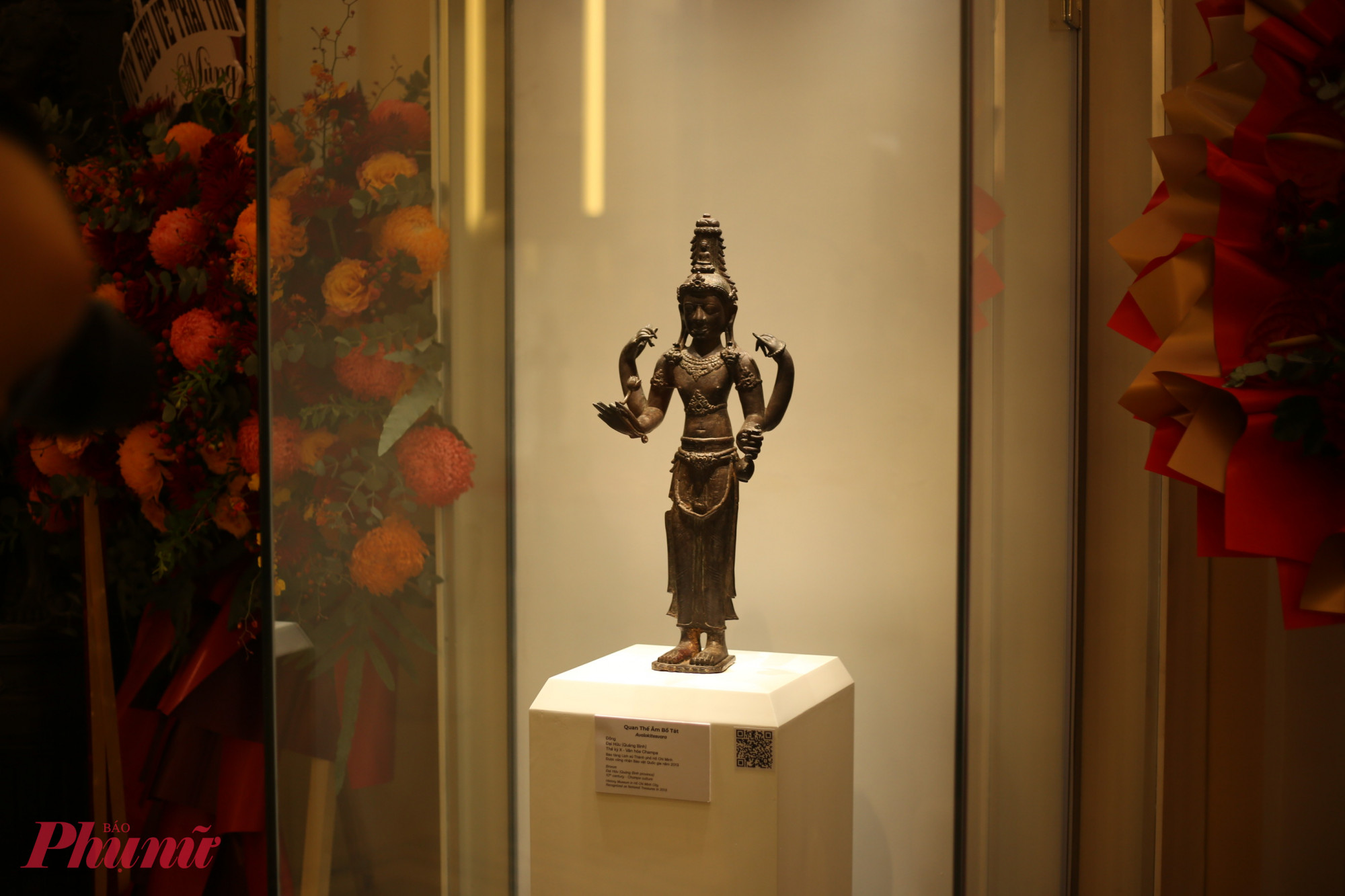 Tượng Avalokitesvara Đại Hữu (văn hóa Champa) có niên đại thế kỷ X; thuộc Bảo tàng Lịch sử TPHCM, được công nhận bảo vật quốc gia năm 2013.