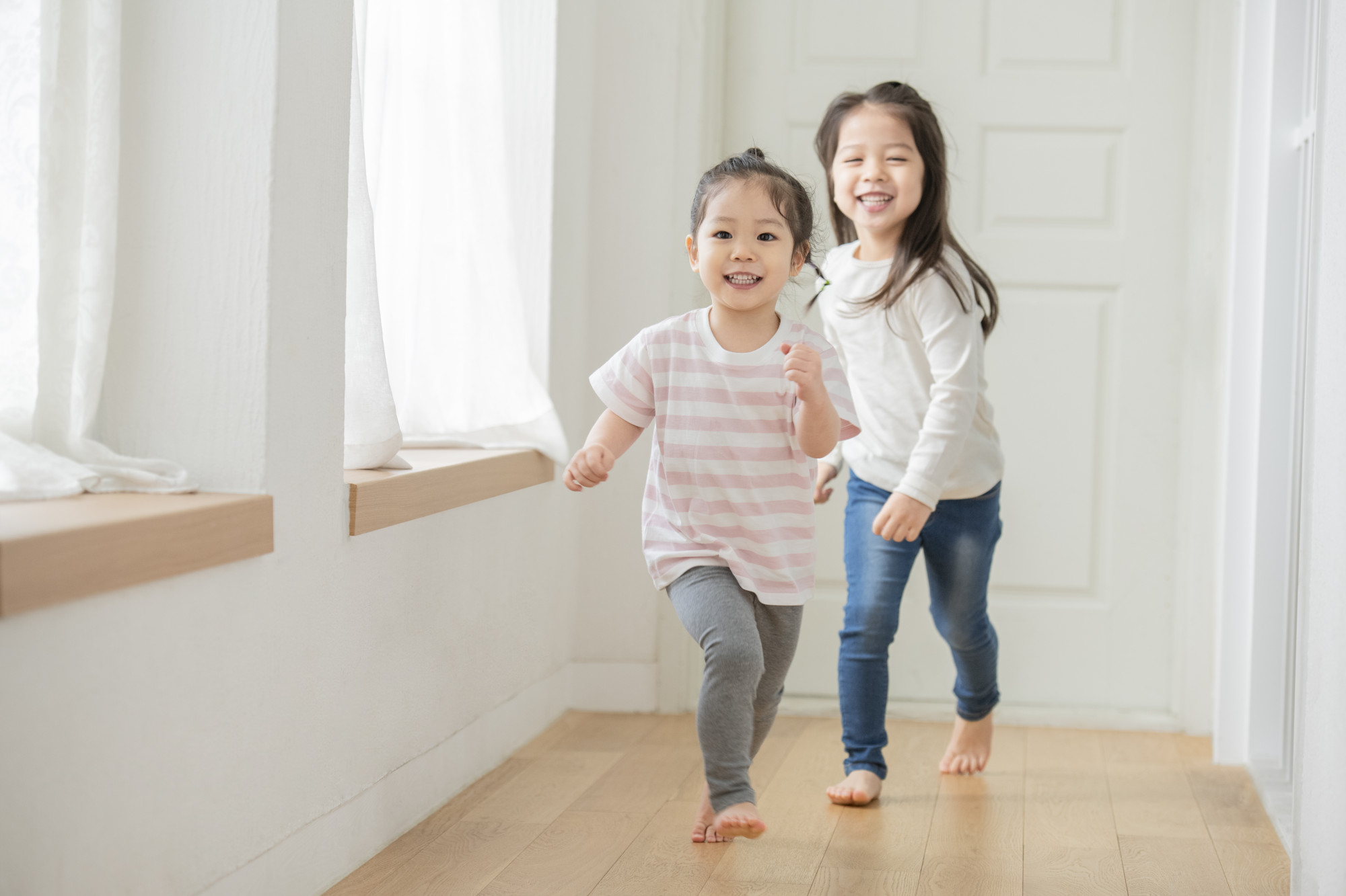 Năm nào, chị chồng cũng lấy cớ cho con về thăm ngoại để gửi con cả mùa hè. (hình minh hoạ)