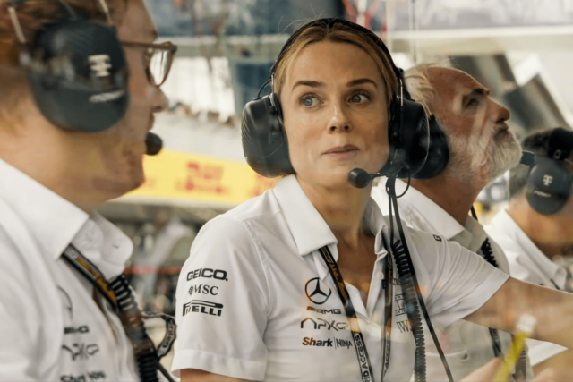 Kerry Condon vào vai nữ kỹ sư Kate McKenna