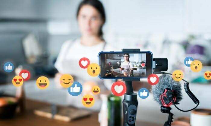Gen Z giờ không còn dễ bị dụ trong mê hồn trận quảng cáo . Ảnh minh hoạ