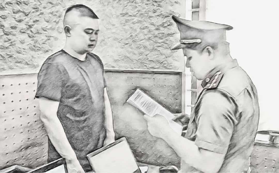 Cơ quan công an đọc lệnh khởi tố Trần Tiến Đạt - Ảnh công an cung cấp