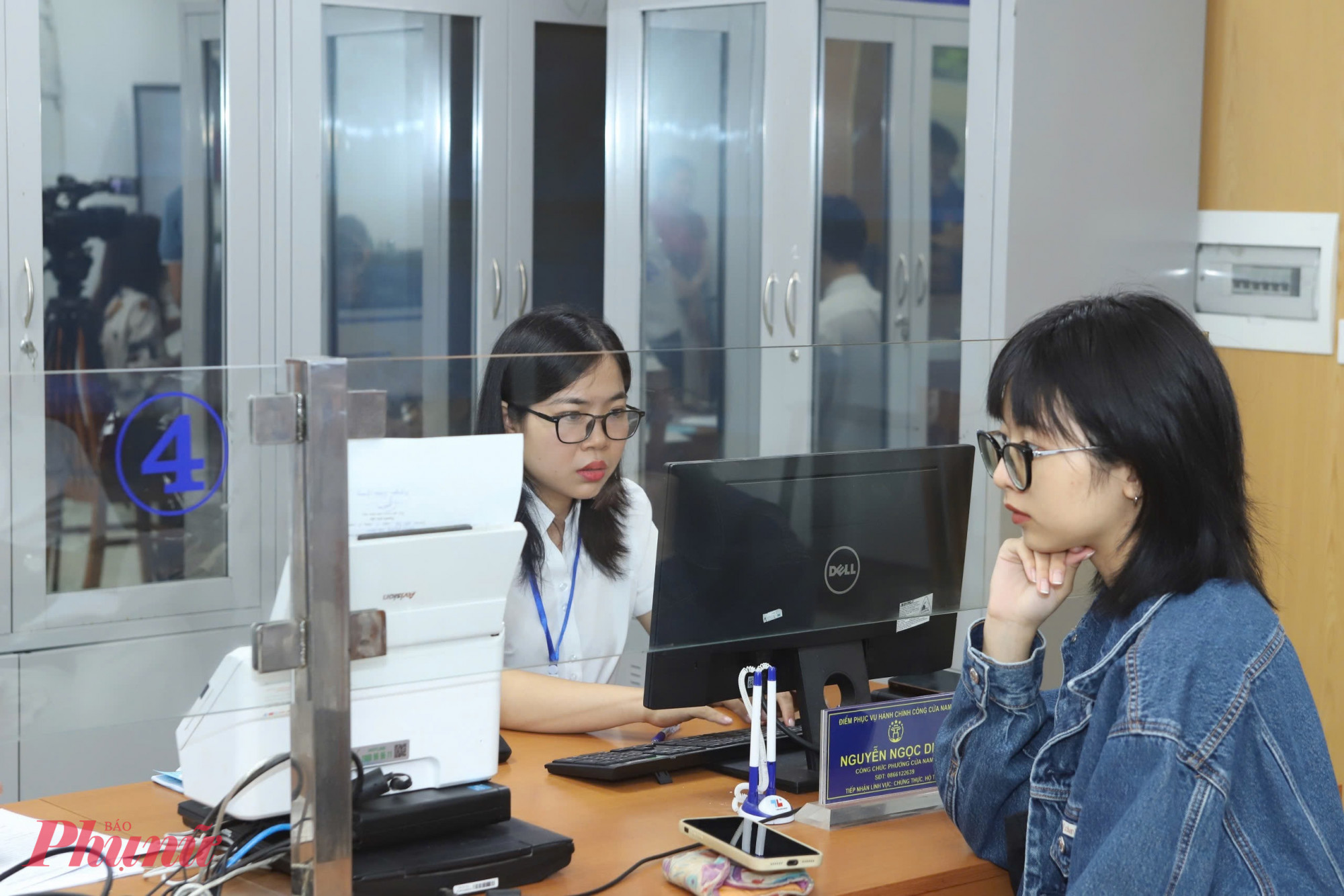 Chủ tịch UBND phường Cửa Nam - ông Nguyễn Quốc Hoàn cho biết đơn vị đã chuẩn bị đầy đủ về mặt trang thiết bị, mọi thứ được kiểm tra kỹ trước ngày vận hành chính thức, đường truyền internet ổn định, sẵn sàng giải quyết thủ tục số nhanh, thuận tiện.