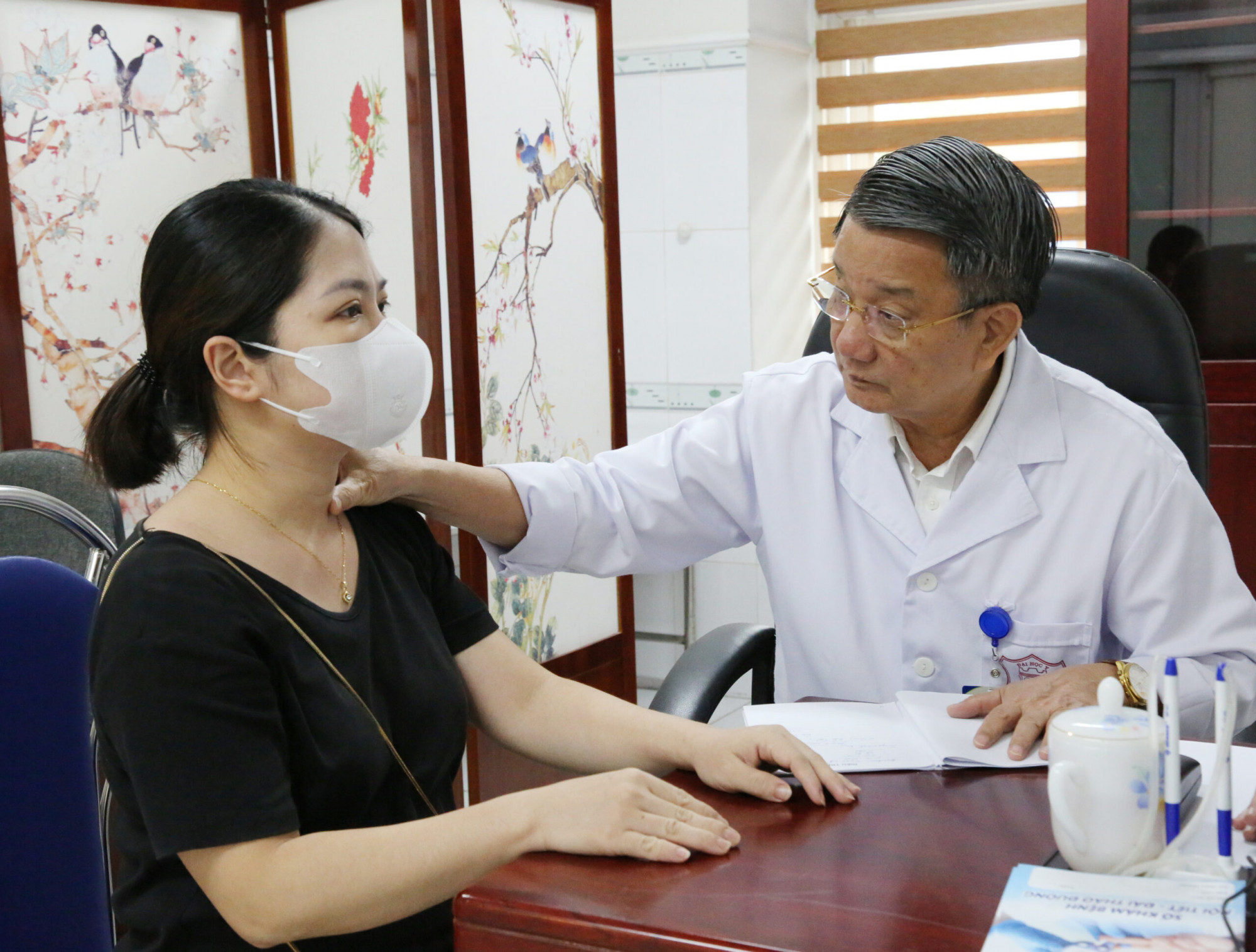 Khám bệnh cho bệnh nhân tiểu đường tại Bệnh viện đa khoa tỉnh Phú Thọ - ảnh minh họa (BVCC)