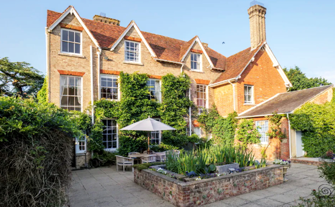 Khu nghỉ dưỡng Rectory Manor ở Suffolk, Anh quốc chỉ dành cho người lớn  - ẢNH: TONY BUCKINGHAM