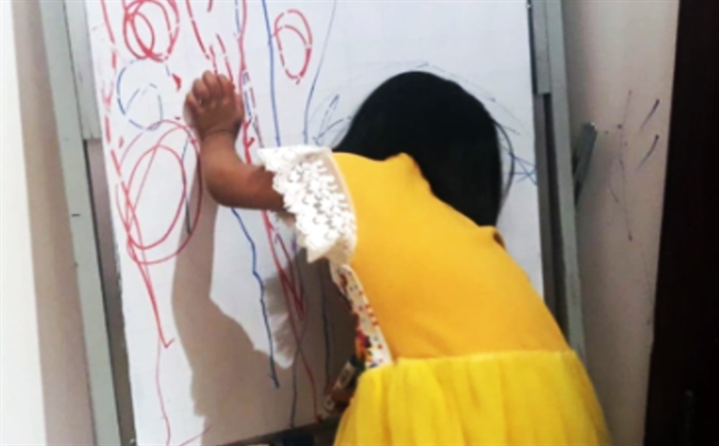 Bé Gà Con nghi bị xâm hại tình dục tại Nhà Bè năm 2019 và nỗi đau vụ án chìm xuồng - Ảnh: Tô Diệu Hiền
