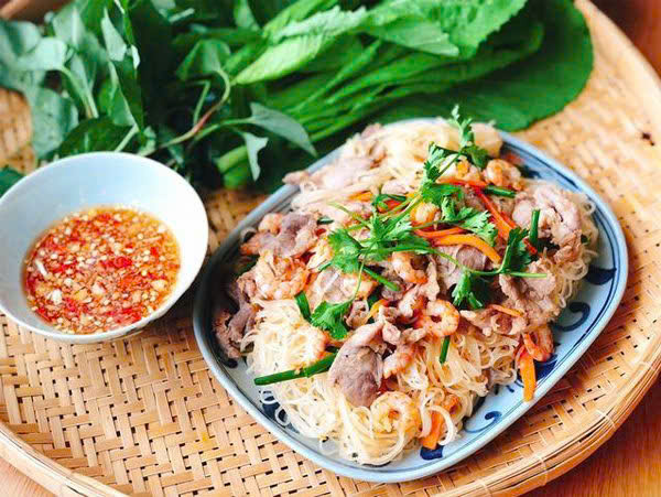 Hủ tíu xào kiểu Nam Bộ - Ảnh do tác giả cung cấp