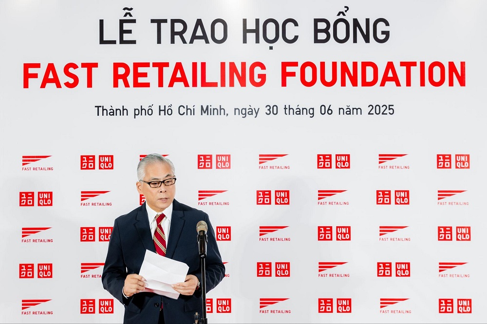 Ông Noriaki Koyama - Tổng giám đốc điều hành cấp cao của Tập đoàn Fast Retailing - Ảnh: UNIQLO