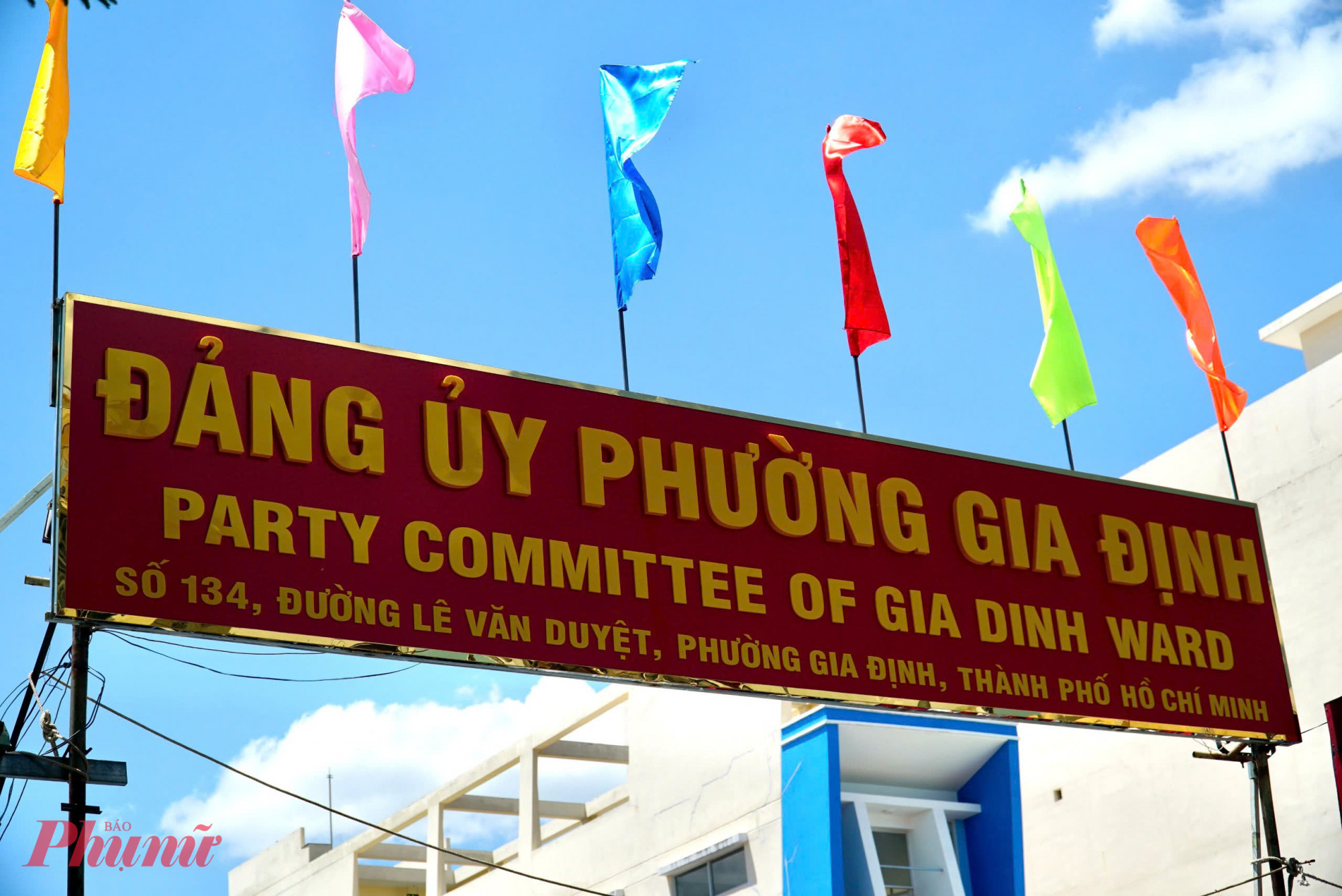 Bảng tên “Phường Gia Định” được gắn lên trụ sở mới, gợi nhắc một vùng ký ức lịch sử Sài Gòn xưa - Ảnh: Thanh Tâm