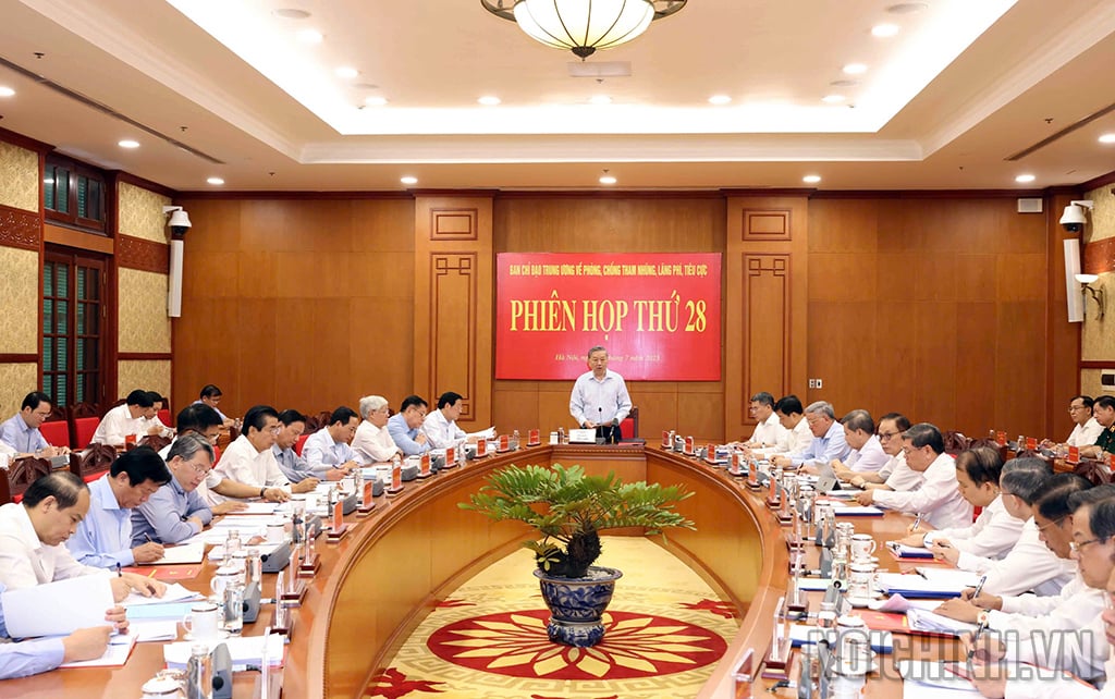 Toàn cảnh phiên họp - Ảnh: Noichinh.vn