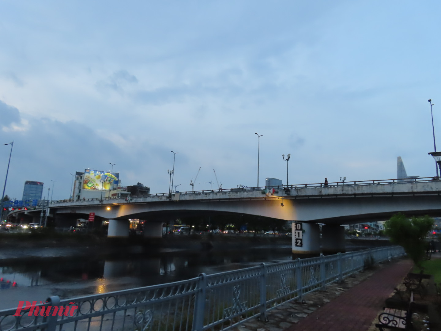 Phường Khánh Hội, Vĩnh Hội - TPHCM: Gạch nối quá khứ và hiện tại Cầu Ông Lãnh bắc qua kệnh Bến Nghé