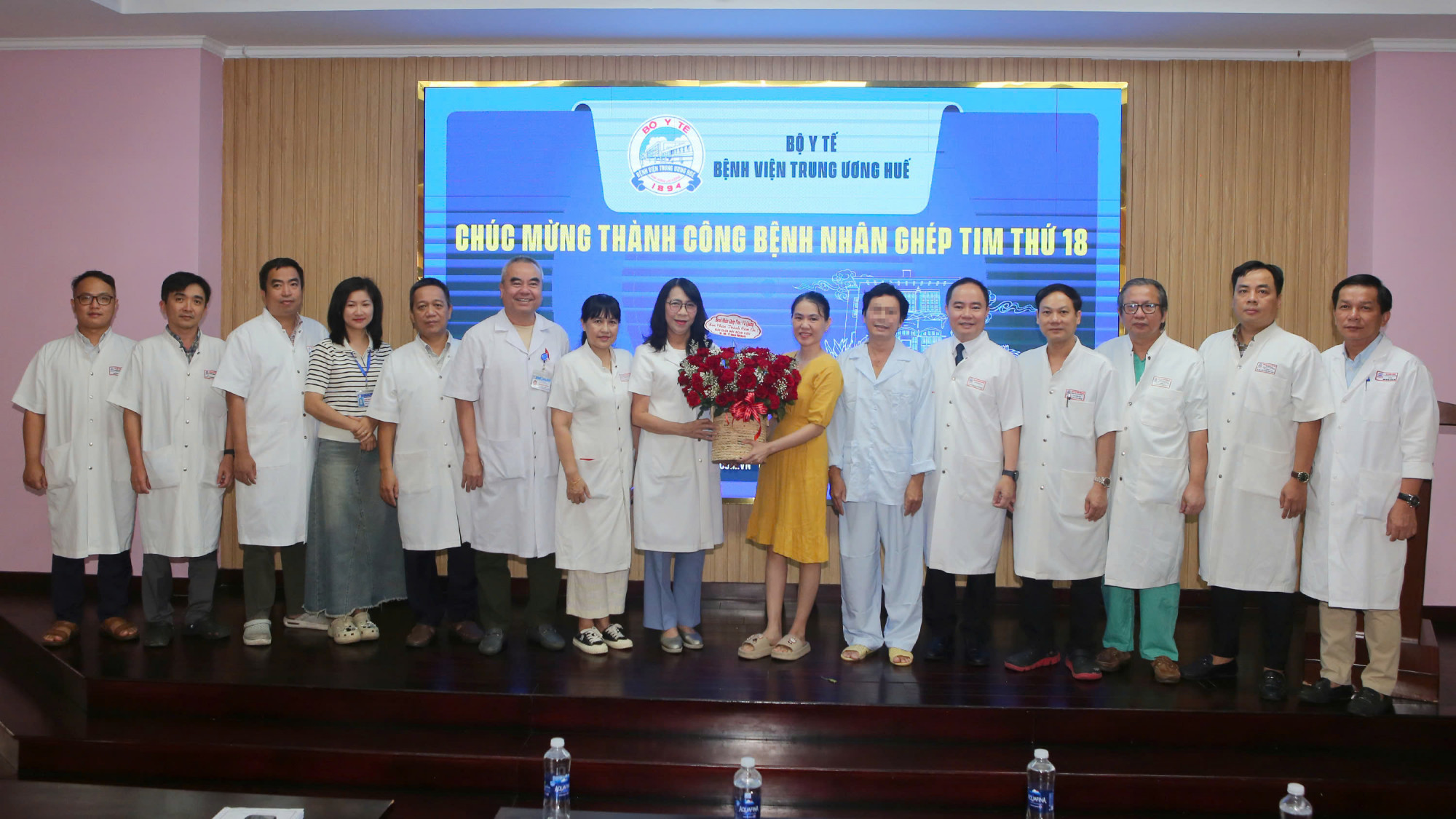 Bệnh nhân N. V. Q sau hơn 3 tuần điều trị, theo dõi và phục hồi tại Bệnh viện Trung ương Huế
