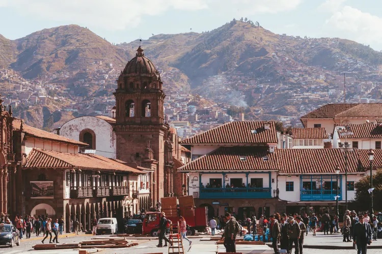 Cusco, Peru. Thành phố trên cao này vô cùng quyến rũ với cảnh quang tuyệt đẹp, chỗ ở cao cấp và vô số lựa chọn mua sắm và ăn uống - Ảnh: Maria Ligaya/T+L 