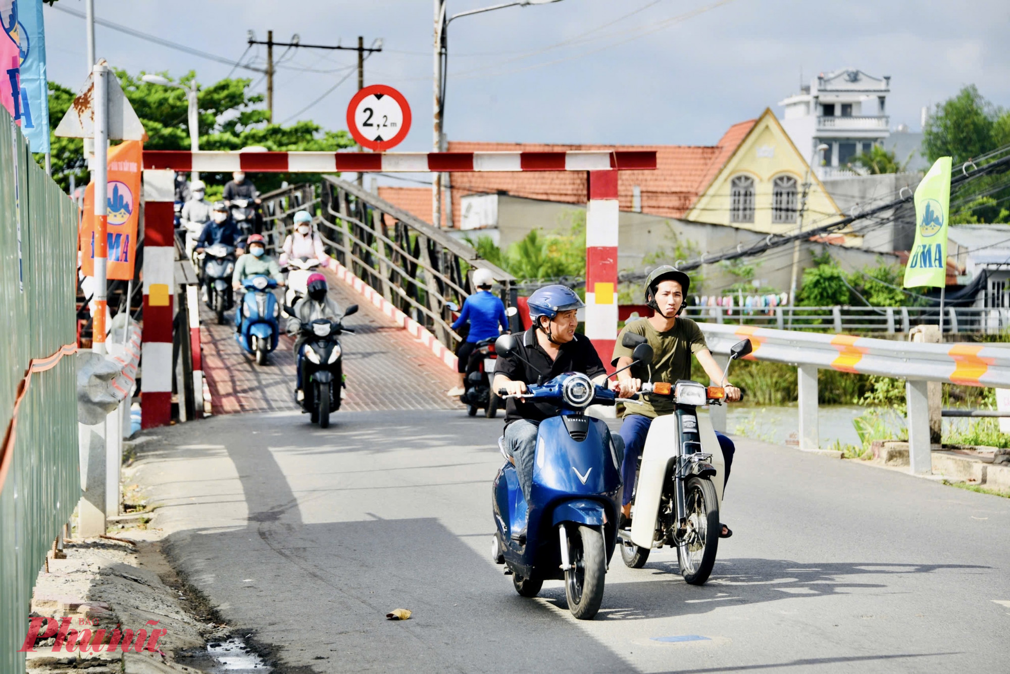 Cầu Rạch Tôm mới sẽ thay thế cầu cũ, mở rộng mặt đường lên 15m với 4 làn xe - Ảnh: Thanh Tâm