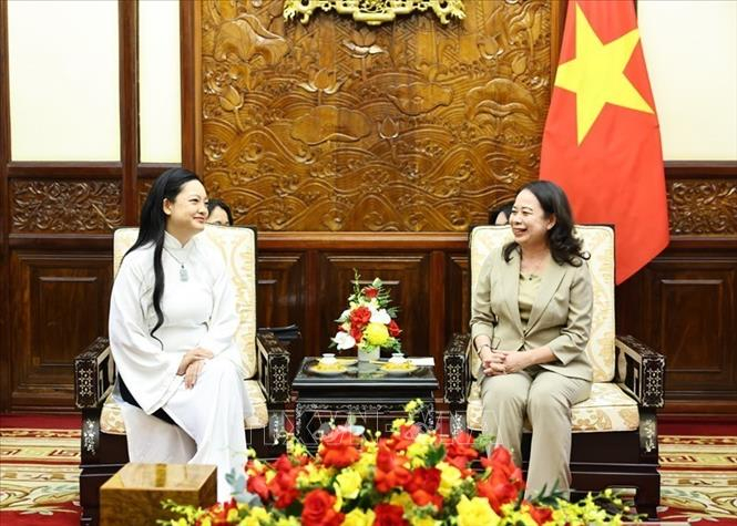 Phó Chủ tịch nước Võ Thị Ánh Xuân tiếp bà Amanda Nguyễn. Ảnh: Minh Đức/TTXVN