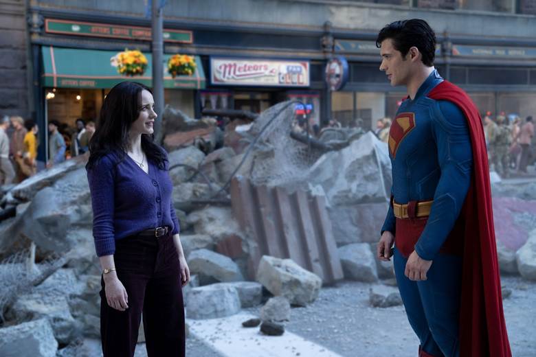  David Corenswet và Rachel Brosnahan có tương tác diễn xuất ngọt ngào trong phim 