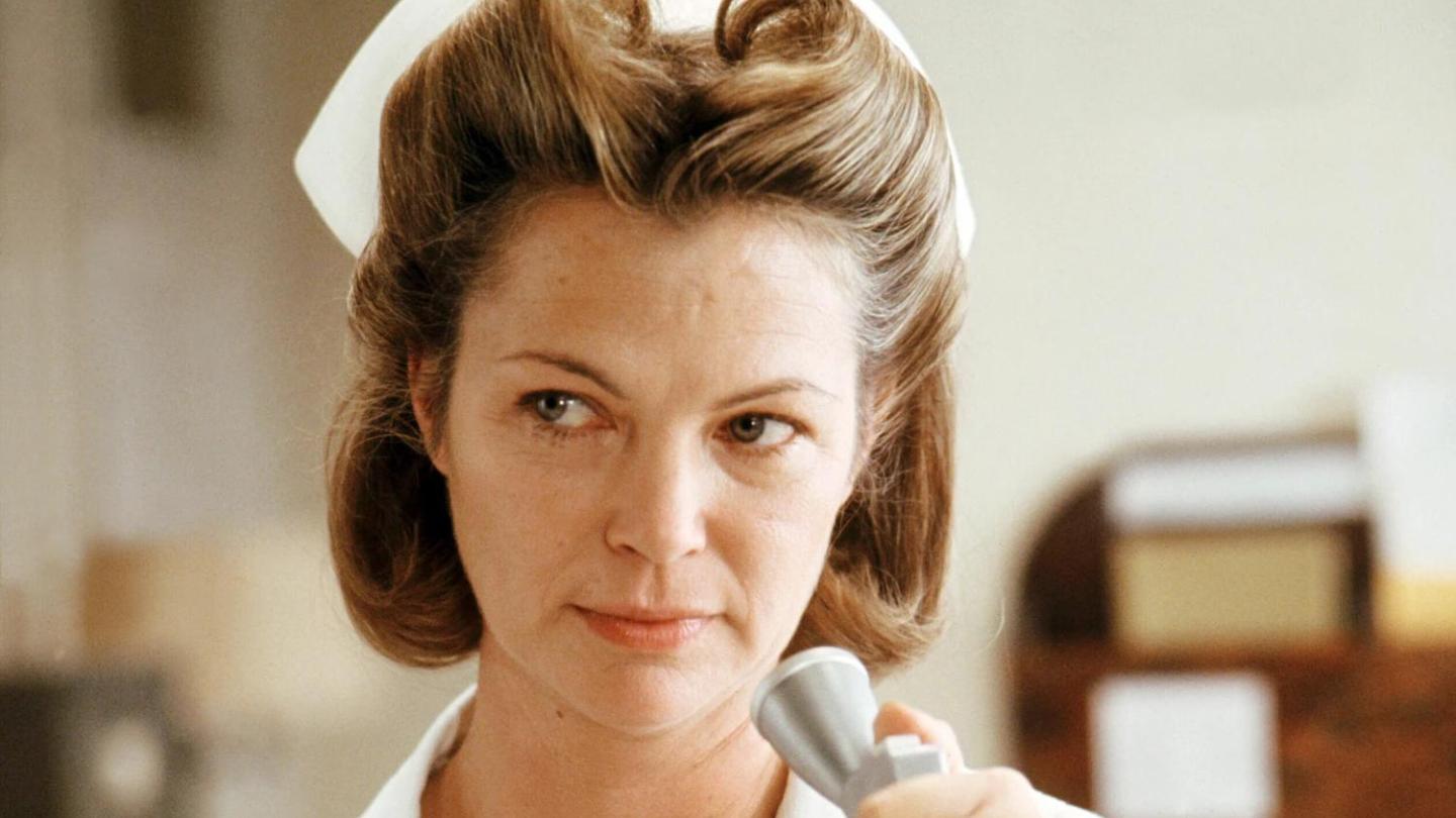 Y tá Ratched cũng mang về cho Louise Fletcher giải nữ vien chính xuất sắc nhất gải Oscar 