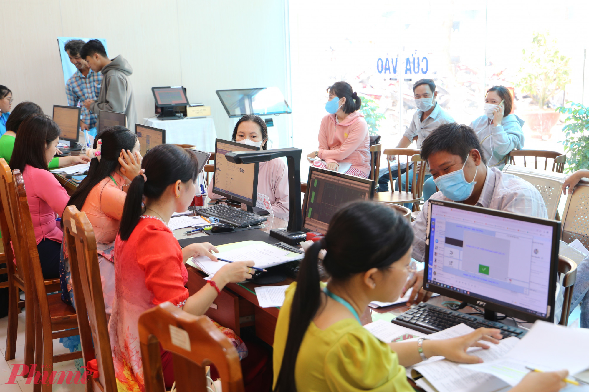 Người hoạt động không chuyên trách cấp xã tại TPHCM sẽ được bố trí hỗ trợ công việc trong hệ thống chính trị địa phương đến hết ngày 31/5/2026 - Ảnh: Thanh Tâm