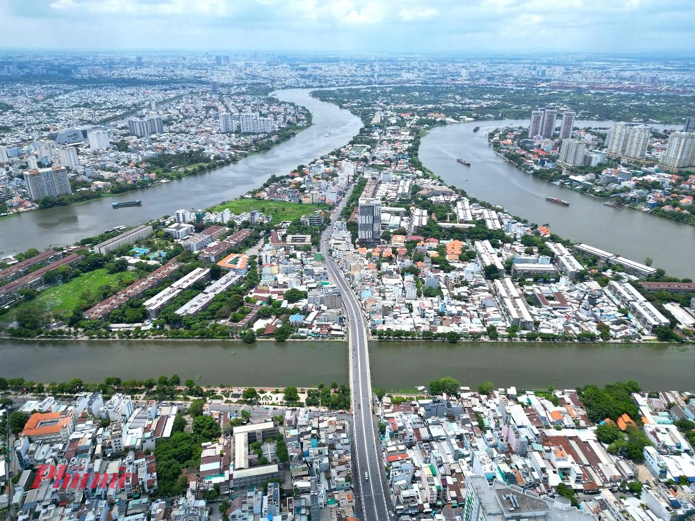 Theo quy hoạch 1/2000, khu vực nghiên cứu rộng khoảng 549,4 ha, trong đó có 125,79 ha diện tích mặt nước sông Sài Gòn.