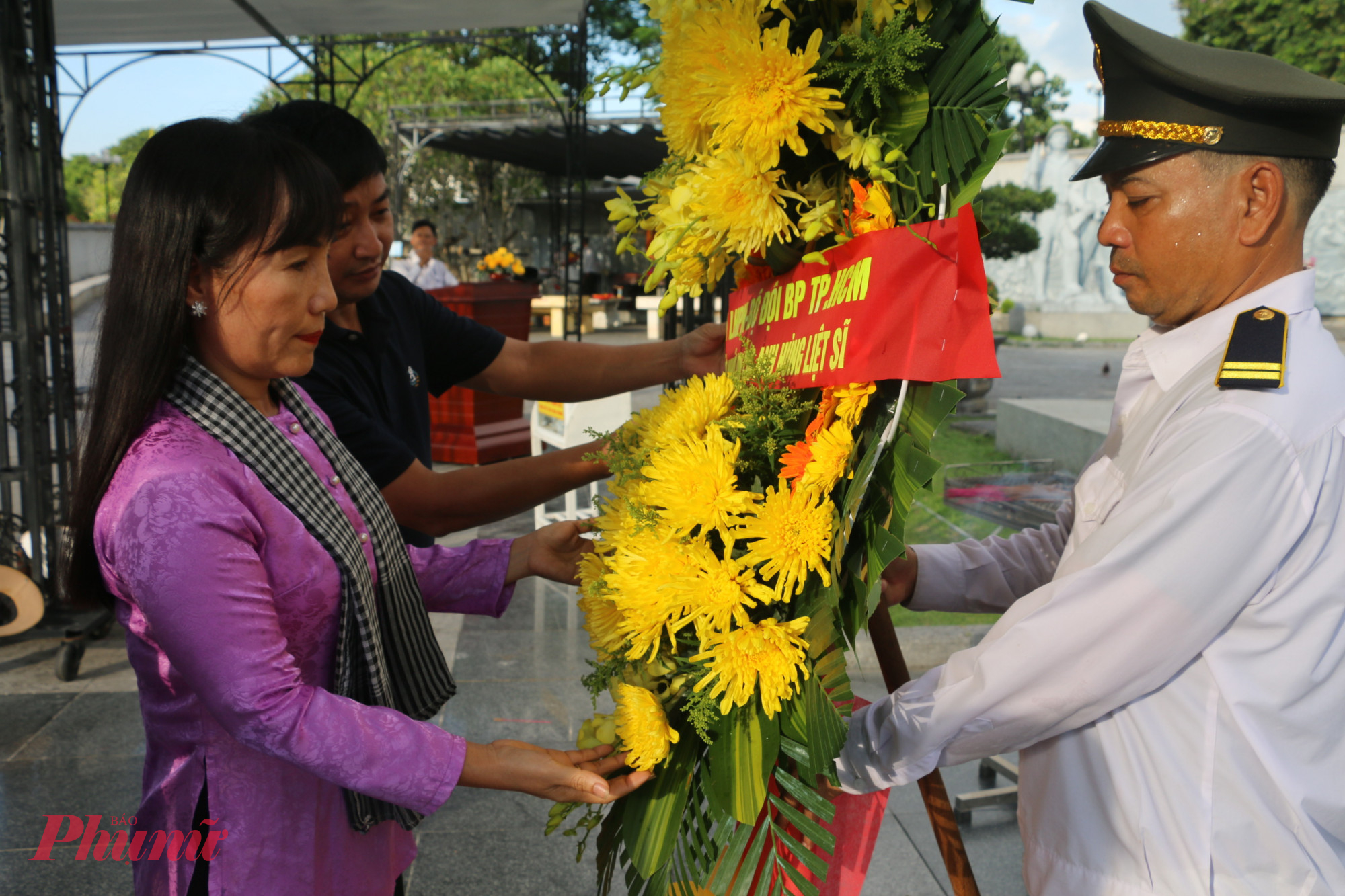 Nghi thức dâng hoa