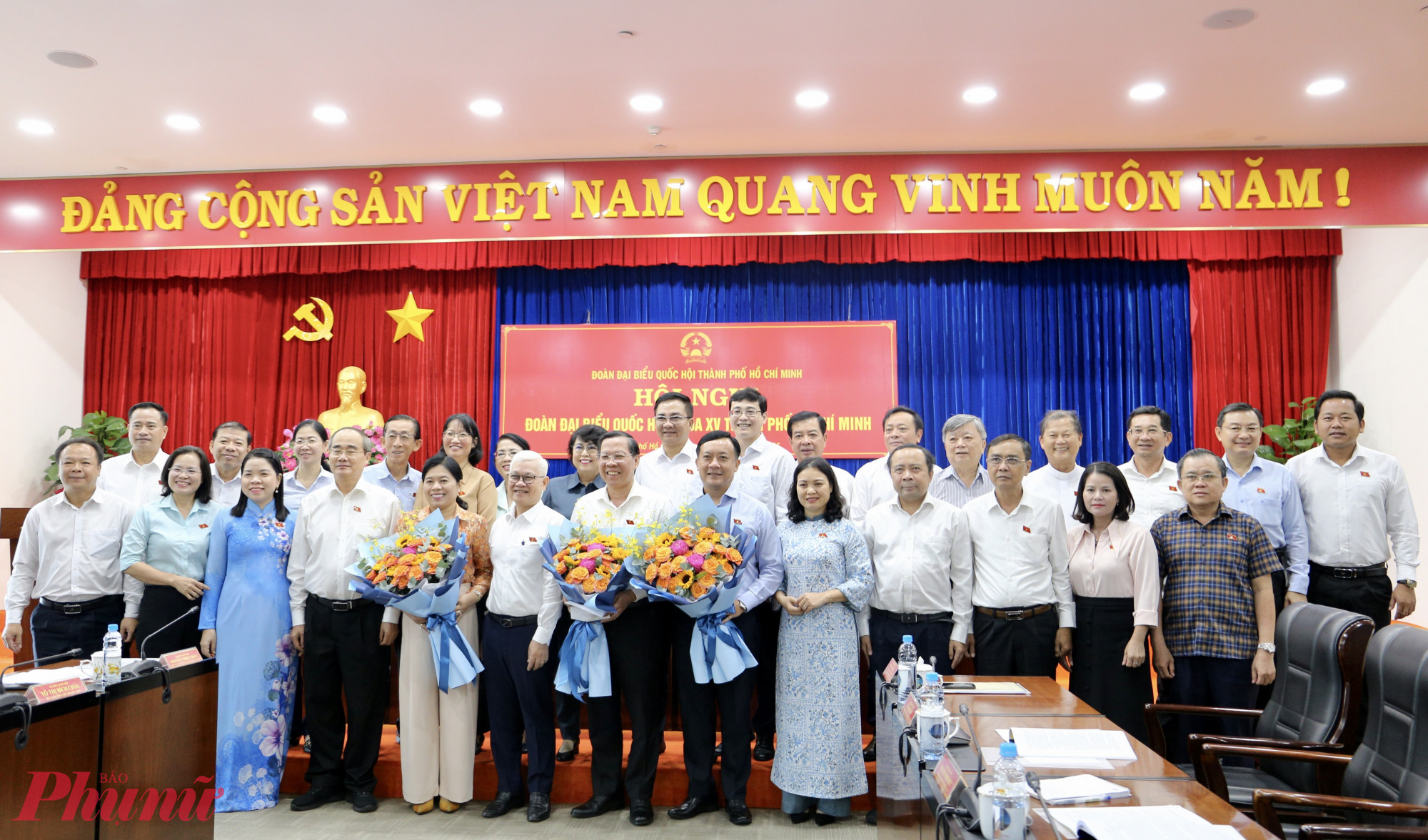 Đoàn ĐBQH TP.HCM tổ chức lễ tri ân các đồng chí nguyên là lãnh đạo Đoàn đã nghỉ hưu và chuyển công tác, ghi nhận những đóng góp trong suốt quá trình công tác - Ảnh: Thanh Tâm