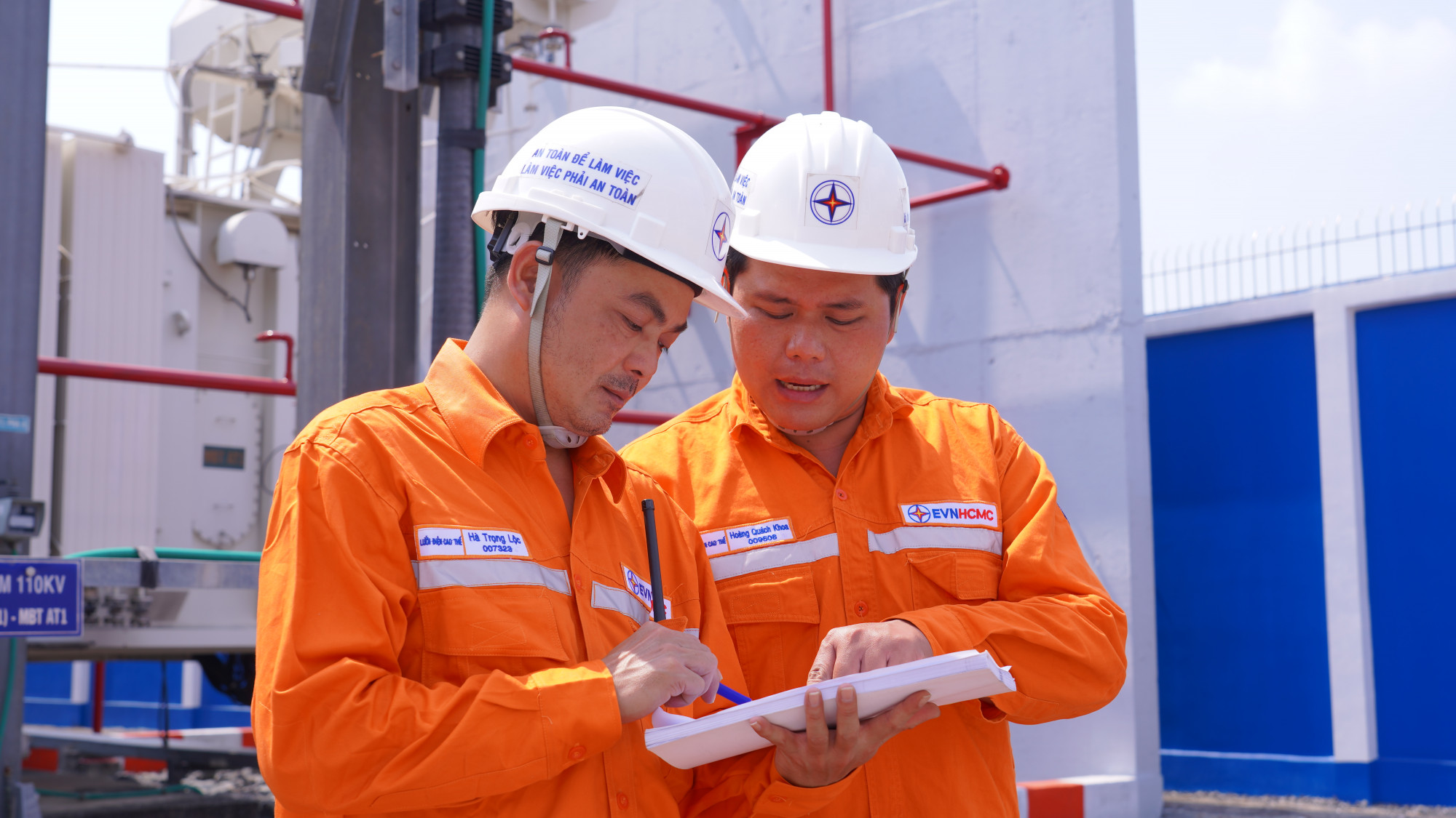 EVNHCMC sẽ thành lập các tổ công tác chuyên đề về hạ tầng công nghệ thông tin, viễn thông, đo xa... hỗ trợ các đơn vị mới - Ảnh: EVNHCMC