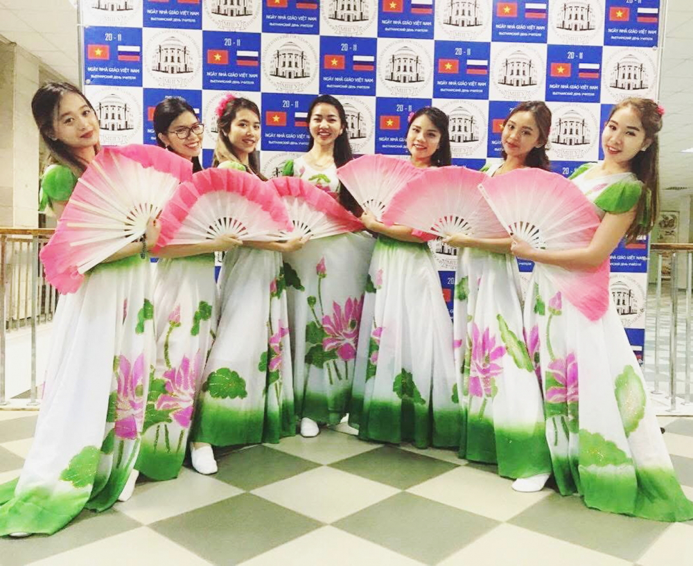 Một tiết mục văn nghệ truyền thống của sinh viên Việt Nam ở nước ngoài - Ảnh do nhân vật cung cấp 