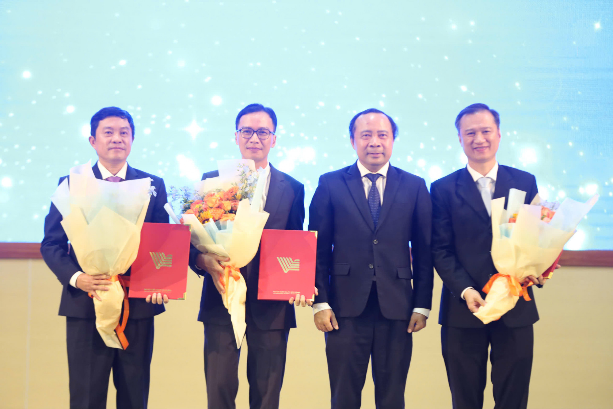 Tại buổi lễ, giáo sư, tiến sĩ Phan Bách Thắng được bổ nhiệm giữ chức vụ hiệu trưởng; phó giáo sư, tiến sĩ, bác sĩ Phạm Anh Vũ Thụy và thạc sĩ Nguyễn Hoàng Dũng giữ chức vụ phó hiệu trưởng.