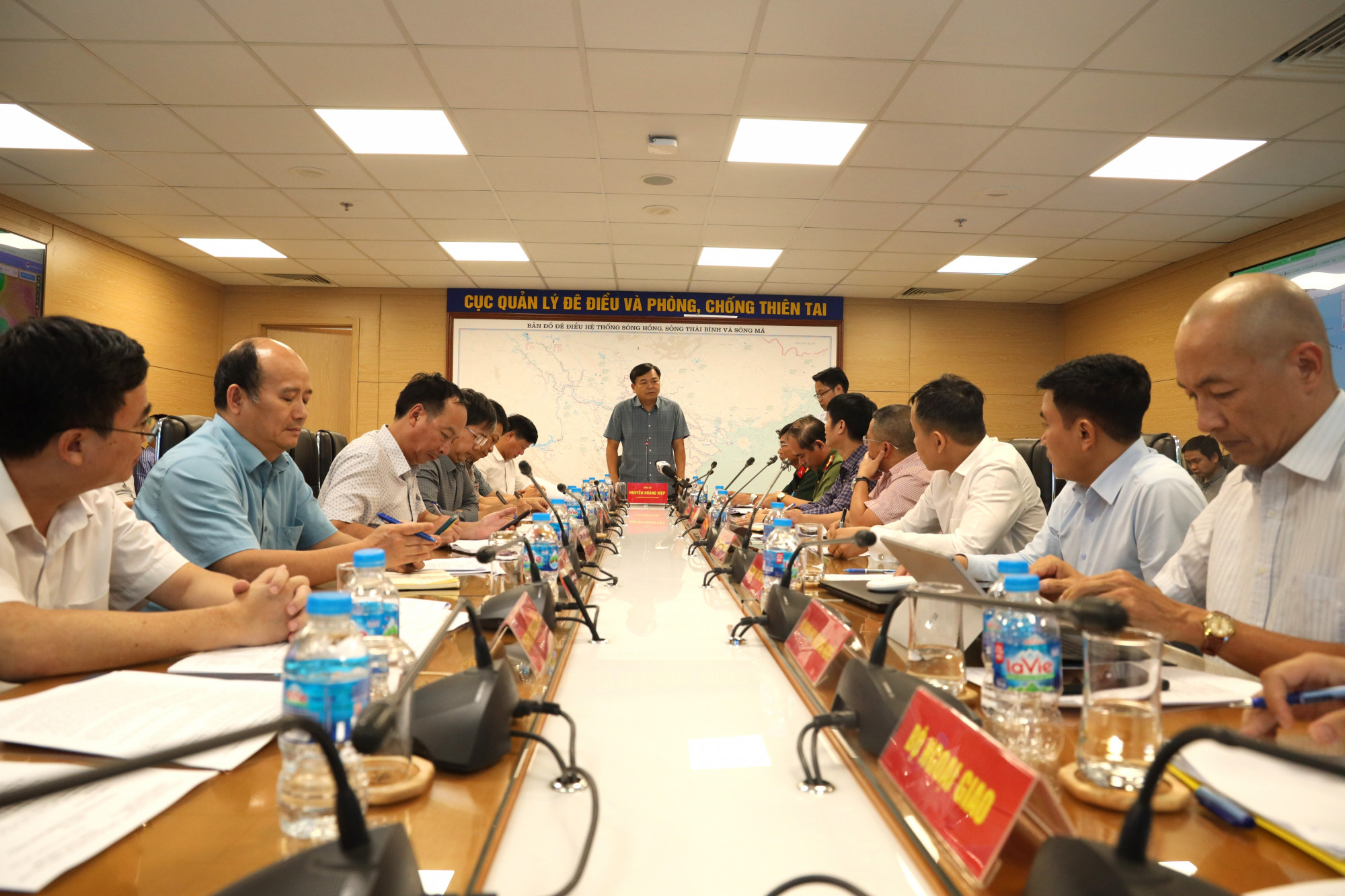 Quang cảnh cuộc họp ứng phó bão Wipha